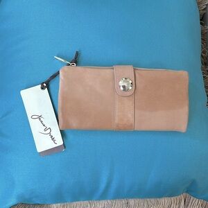 JUNIOR DRAKE Beautiful Buttery soft Leather wallet